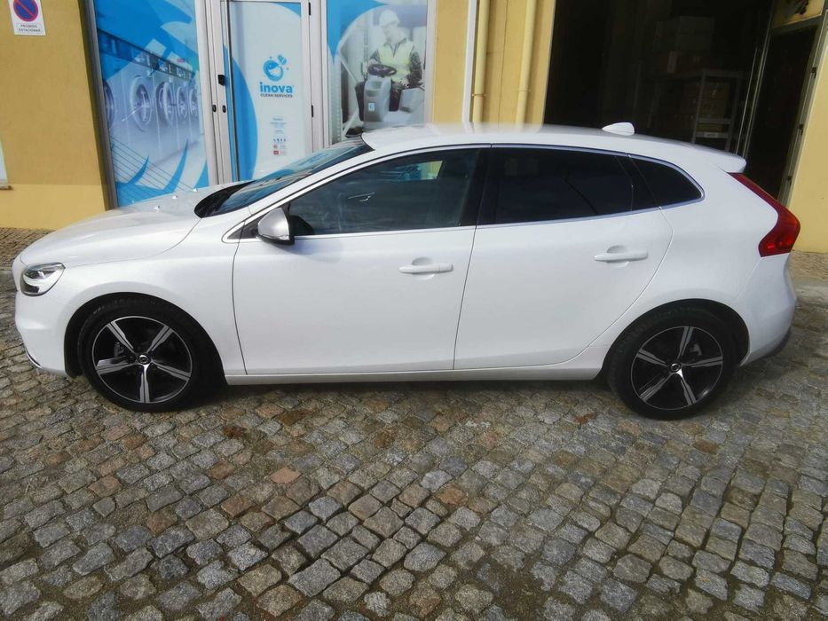Volvo V40 D2 R-Design 2017 2.0