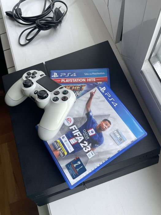 Playstation 4  Gb500