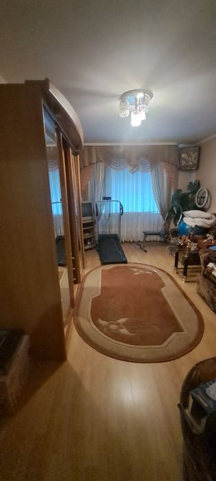 4 х кімнатна   центр
