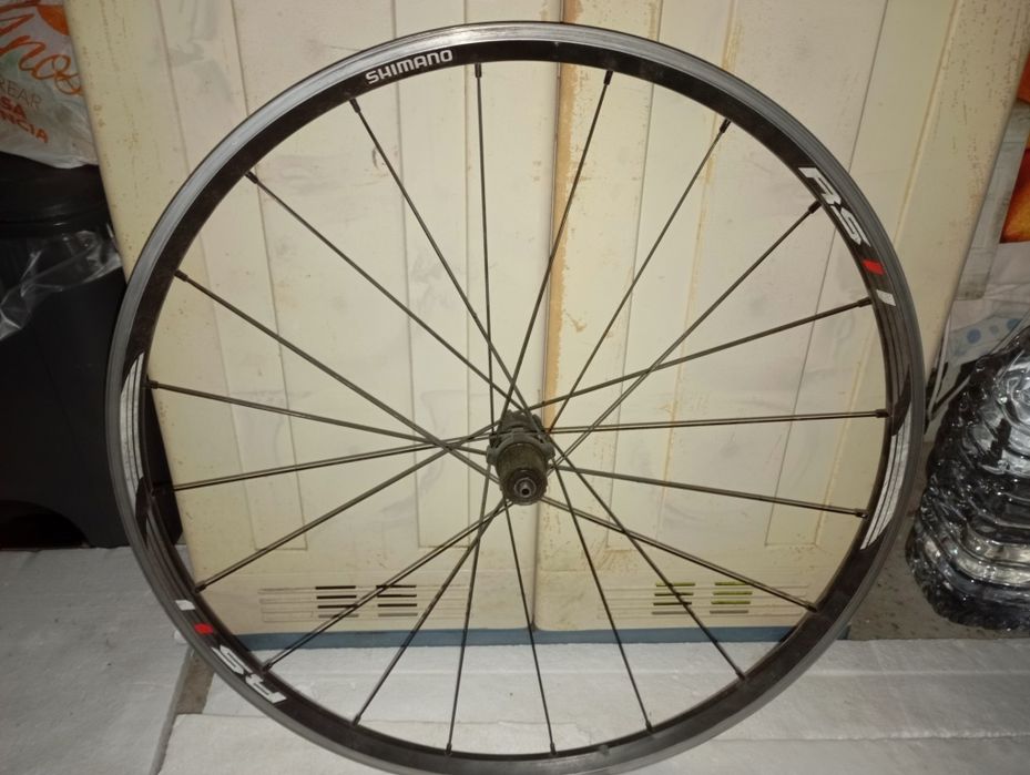 Bicicletas senhora e criança
