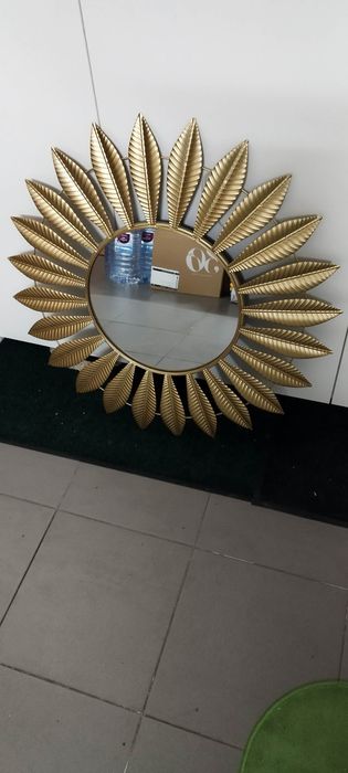 Conjunto Espelho e mesa espelhada