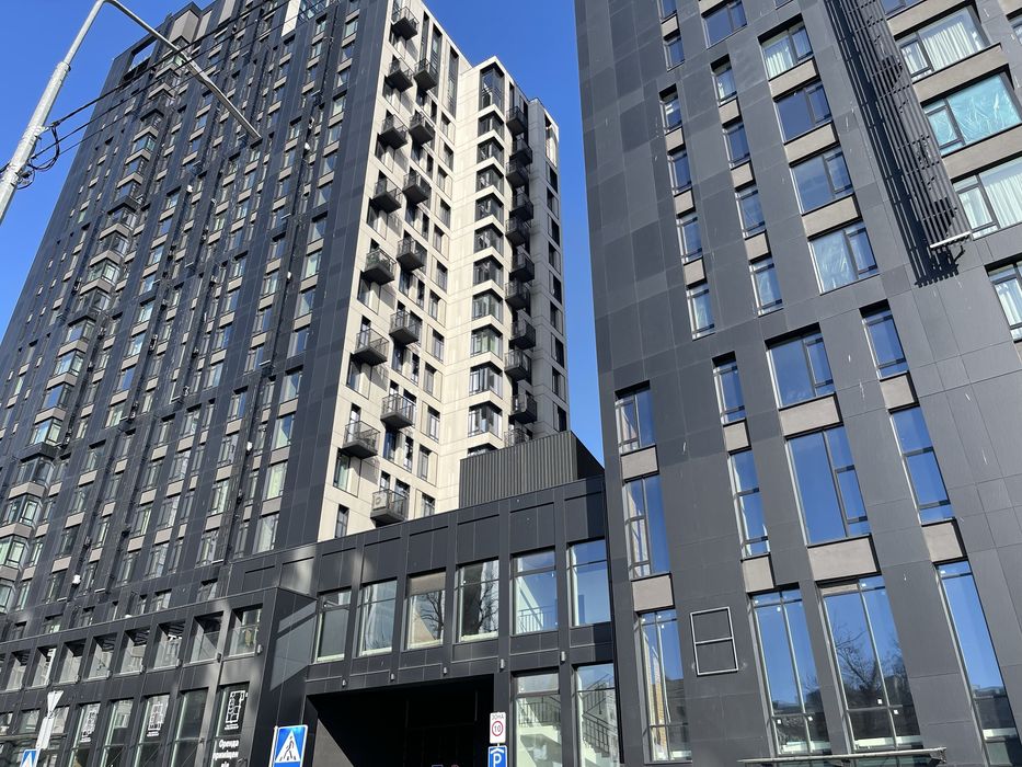 Без % 102 м 2 під салон, офіс ЖК Triiinity, Тютюнника