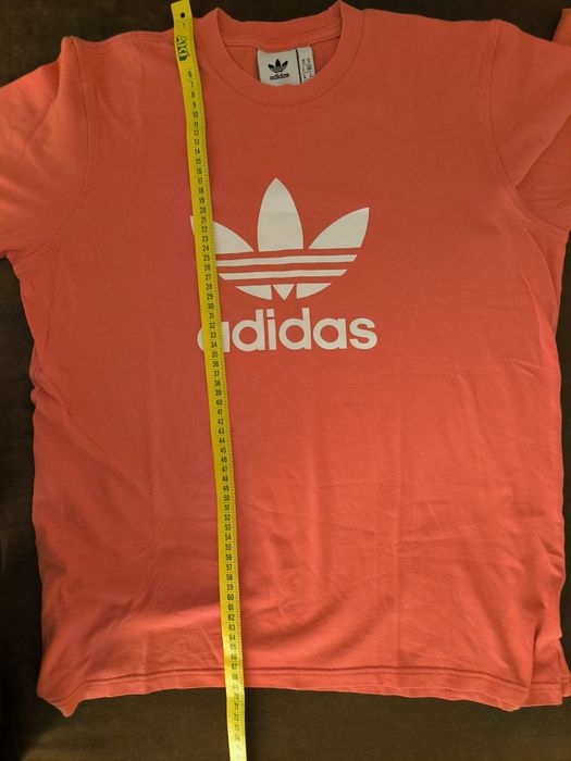 T-shirt Adidas (tamanho M)