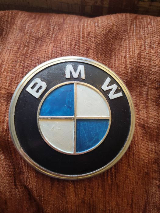 Emblemat BMW z modelu E21