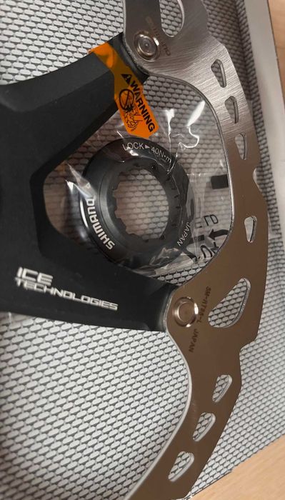 Tarcza hamulcowe 203 Xtr SHIMANO sm rt 98 Ice technology CL centerlock