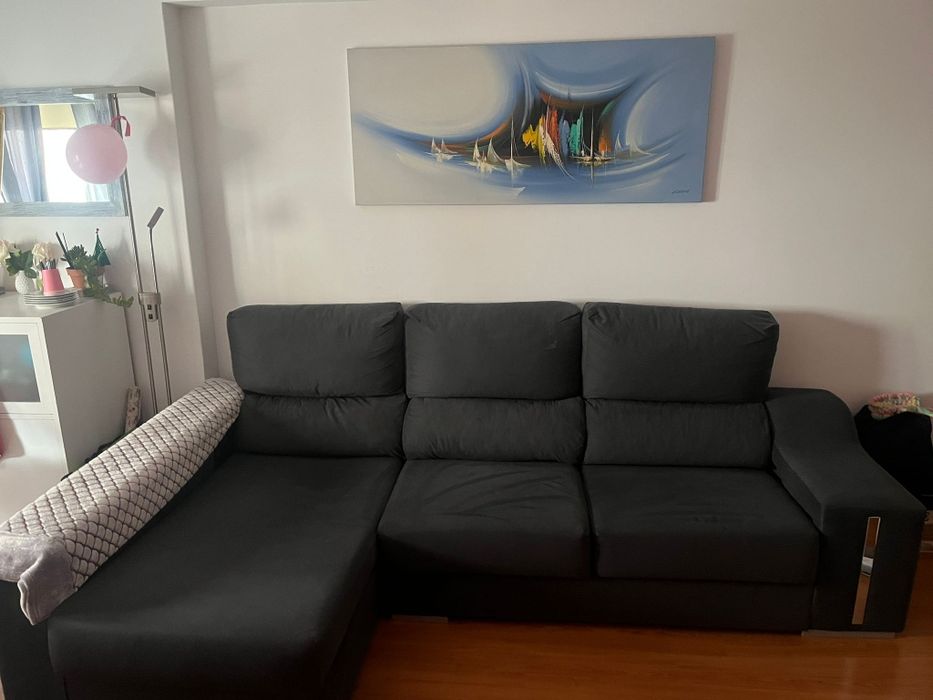 Sofá 3 lugares com arrumação