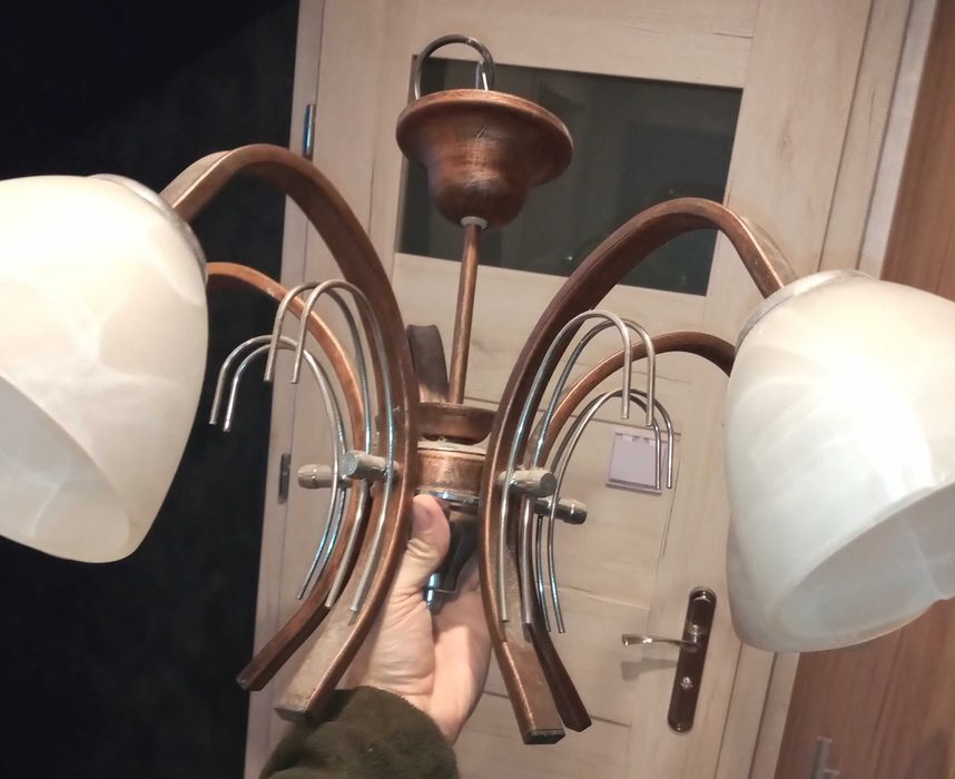 Sprzedam żyrandol pięcioramienny