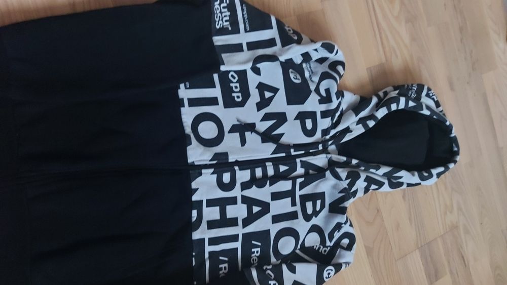 Bluza chłopięca Cropp.