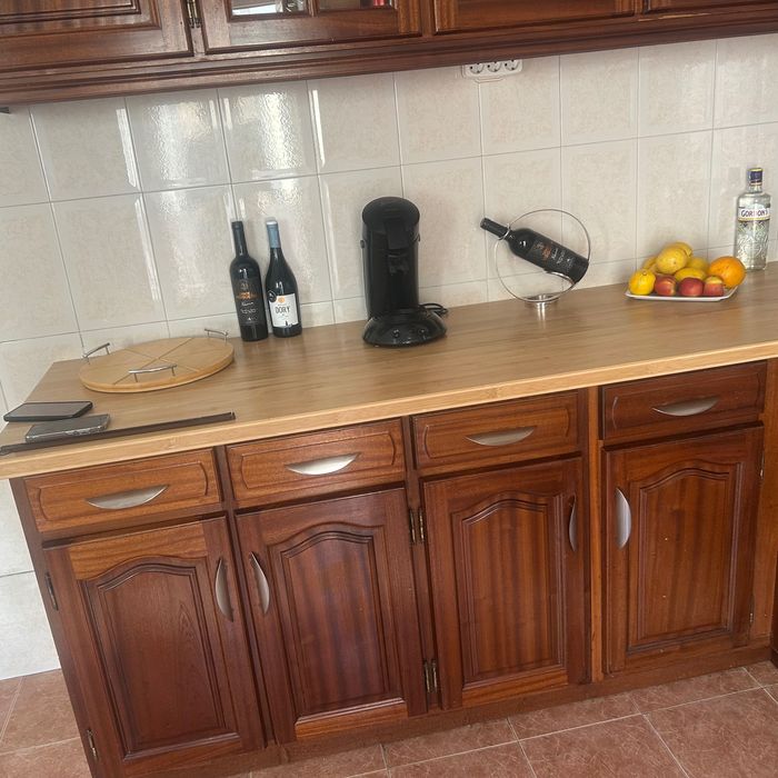 Arrenda-se Quarto