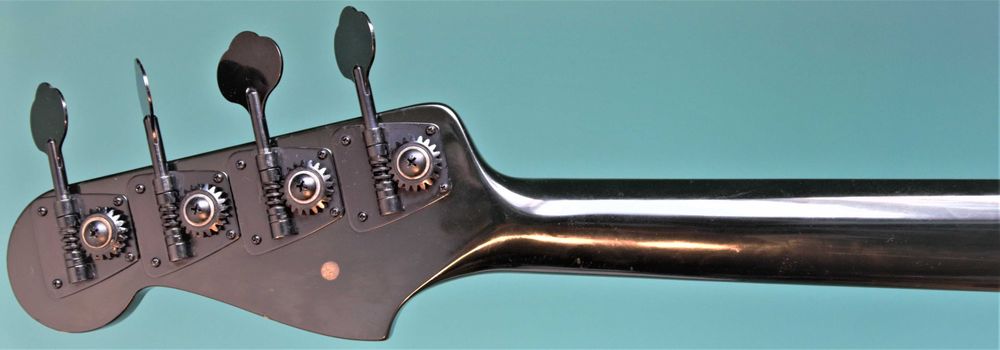 FENDER Precision bas  made in japan