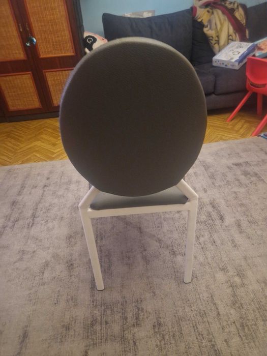 sprzedam krzesło metalowe tapicerowane