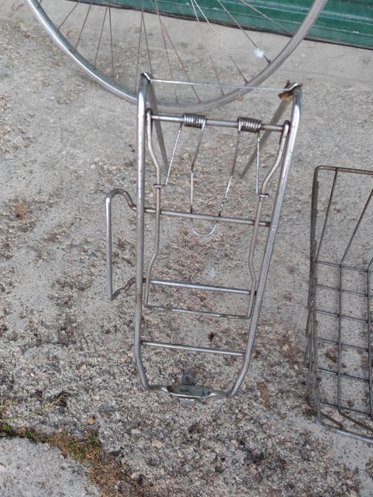 Duas bicicletas antigas Sirla para restauro
