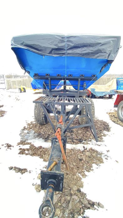 Продам розкидач мінеральних добрив