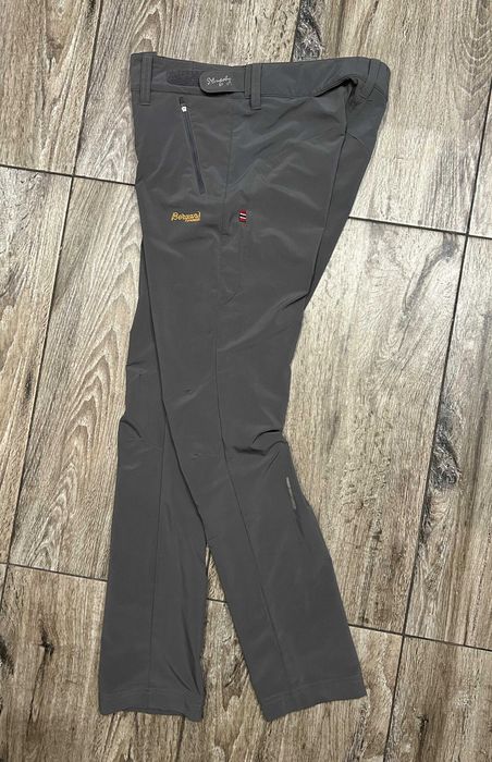 BERGANS TORFINNSTIND Damskie Spodnie Softshellowe Trekkingowe roz S