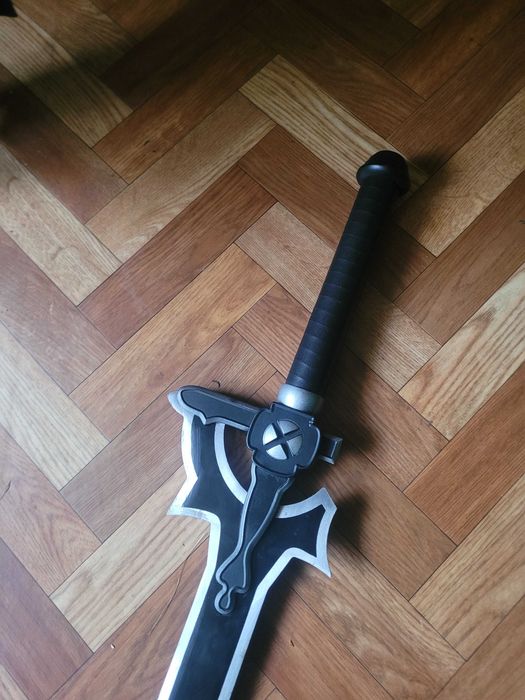 Miecz Kirito – to replika broni jaką władał Kirito –