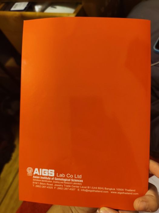 Rubi natural não tratado - sangue de pombo