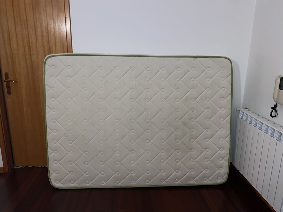 Colchao 180x138 usado