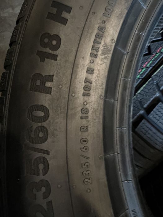 255/55/18+235/60/18 R18 Continental ContiWinterContact TS850P 4шт новы
