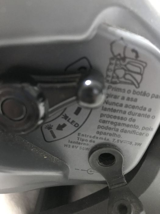 Lanterna LED c/ luz SOS