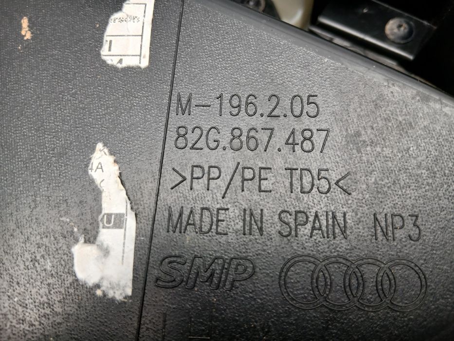 Forra porta / quartela trás esquerda AUDI A1 Sportback (GBA)