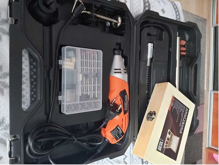 NOWA Mini Szlifierka Prosta 270W Regulacja Obrotów Wałek Akcesoria Walizka
