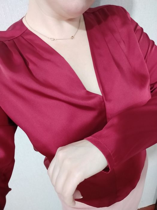 Шовкова бордова брендова блузка