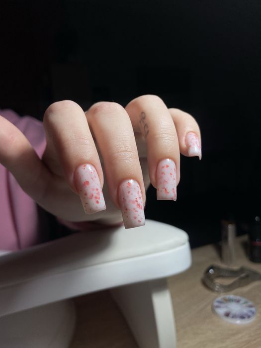 Шукаю моделей на манікюр Центр міста