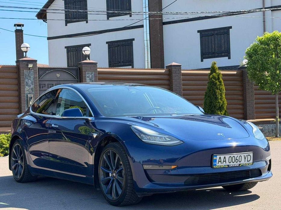 Tesla Model 3 2017 75 kWh RWD