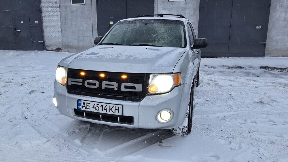 Продам Ford Escape 2010