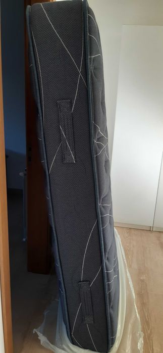 Colchão molaflex moon 183x133. Pouco uso,como novo