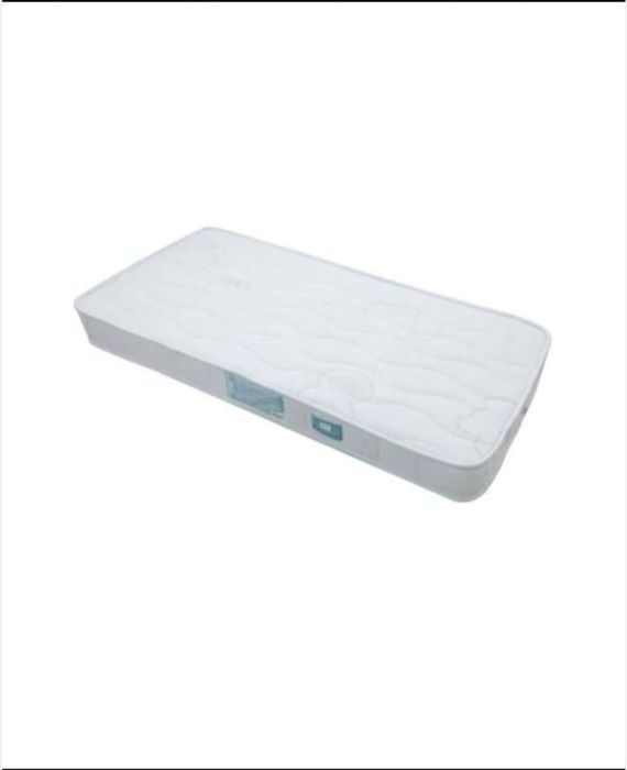 Cama/Berço com colchão da Zippy Em Muito Bom Estado