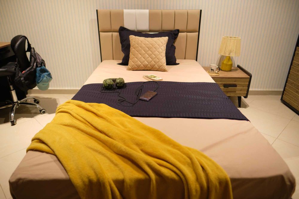 Conjunto Quarto Completo Solteiro Novo | Cama Roupeiro Cómoda Mesa