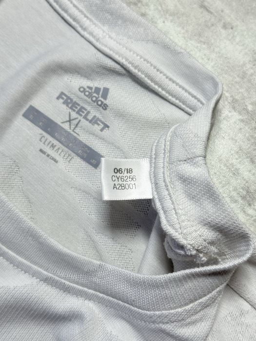 Спортивна футболка Adidas Performance FREELIFT camo L-XL