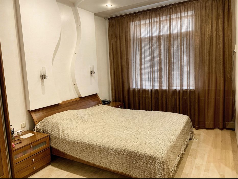 Продаж сучасної 2-кімнатної квартири 80 м² у ЖК «Віденський», Печерськ - More