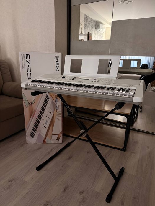 Синтезатор Yamaha — отличное состояние