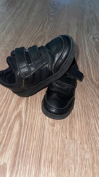 Кросівки дитячі  adidas