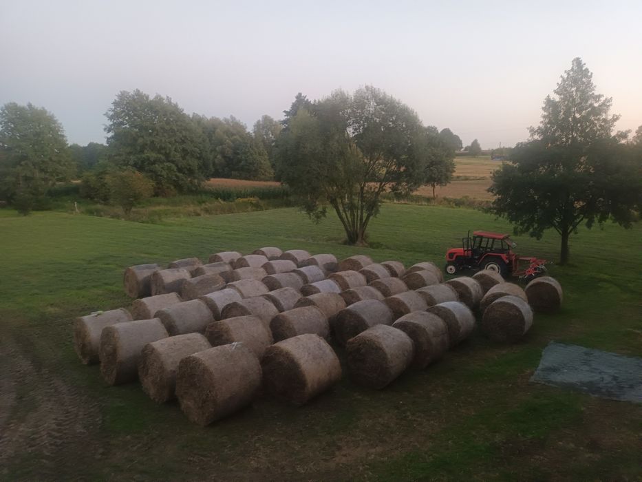 Słoma balot, bal, rolka, kulka 120x120