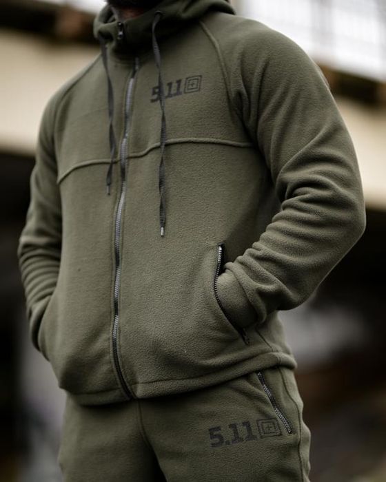 Чоловічий костюм