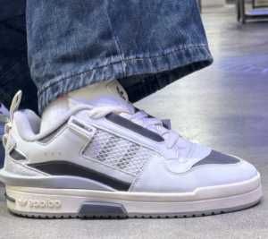 Кросівки Adidas Forum Mod Low Shoes ig3761, 41.5р