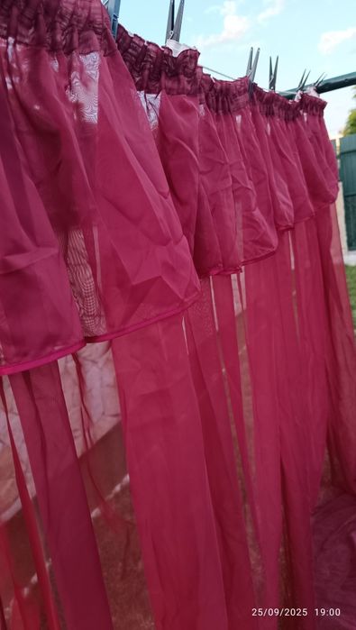 Cortinados transparentes  cor borgonha