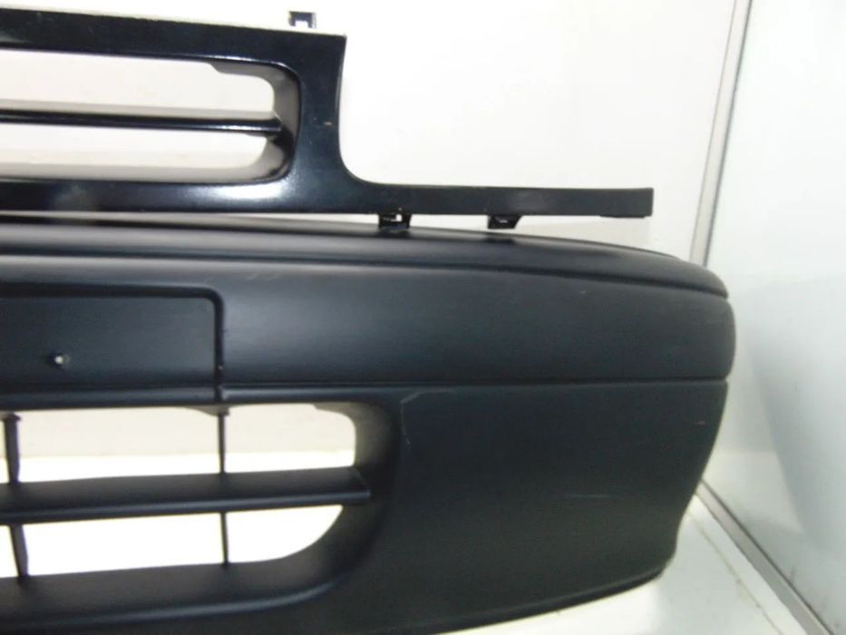 Nissan Micra para-choques
