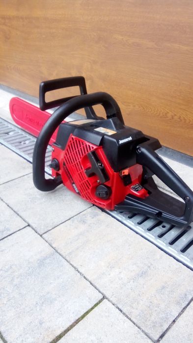 Jonsered 2050 moc 3,3 KM