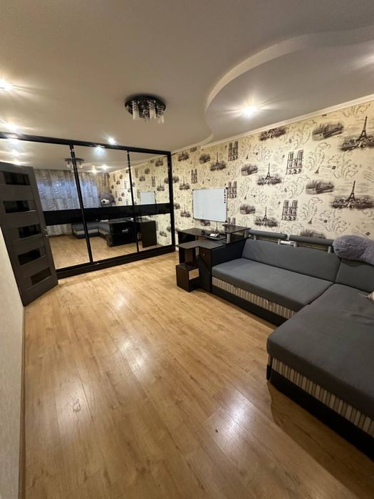 1 ком квартира в центре города, возле ДП , Ул космонавтов 42: 13 000 ...