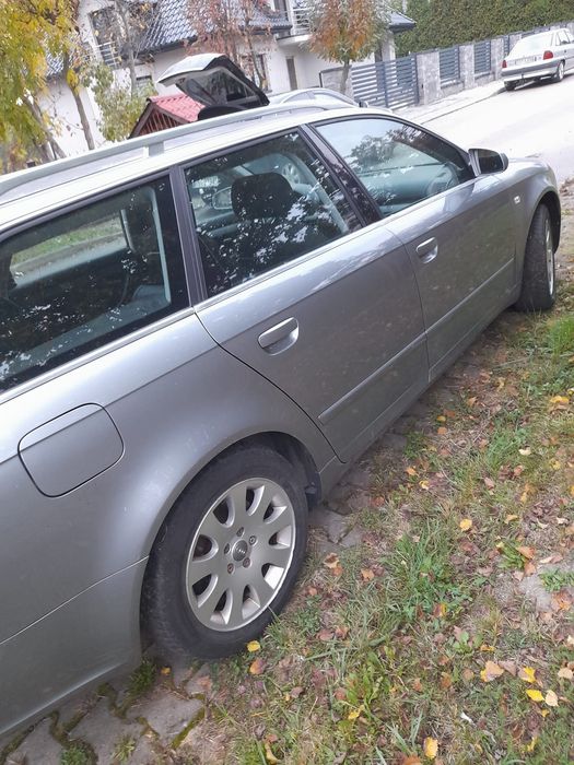 Audi A4  Avant 2.7 TDI rok 2006