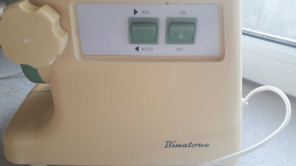 Электрическая мясорубка Binatone