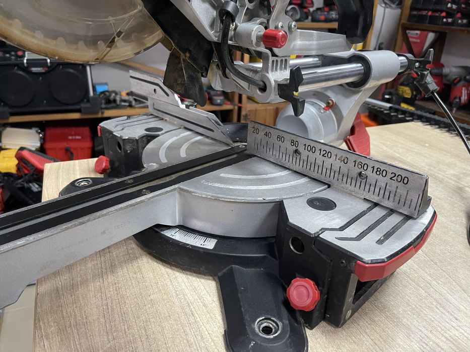 Metabo KGS 216 M / дискова пила з протяжкою  Метабо