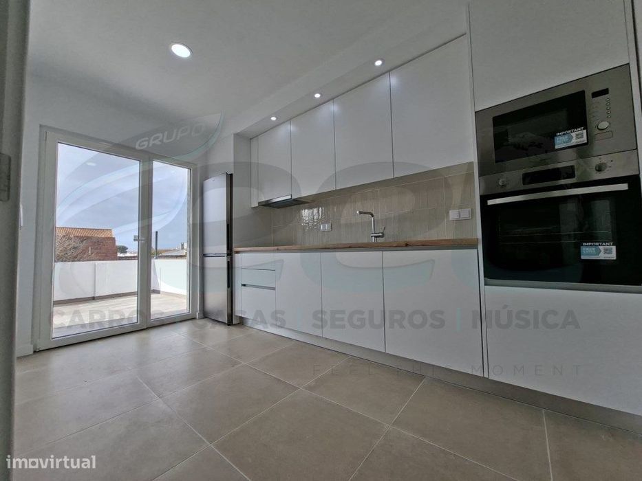Apartamento T2 com terraço