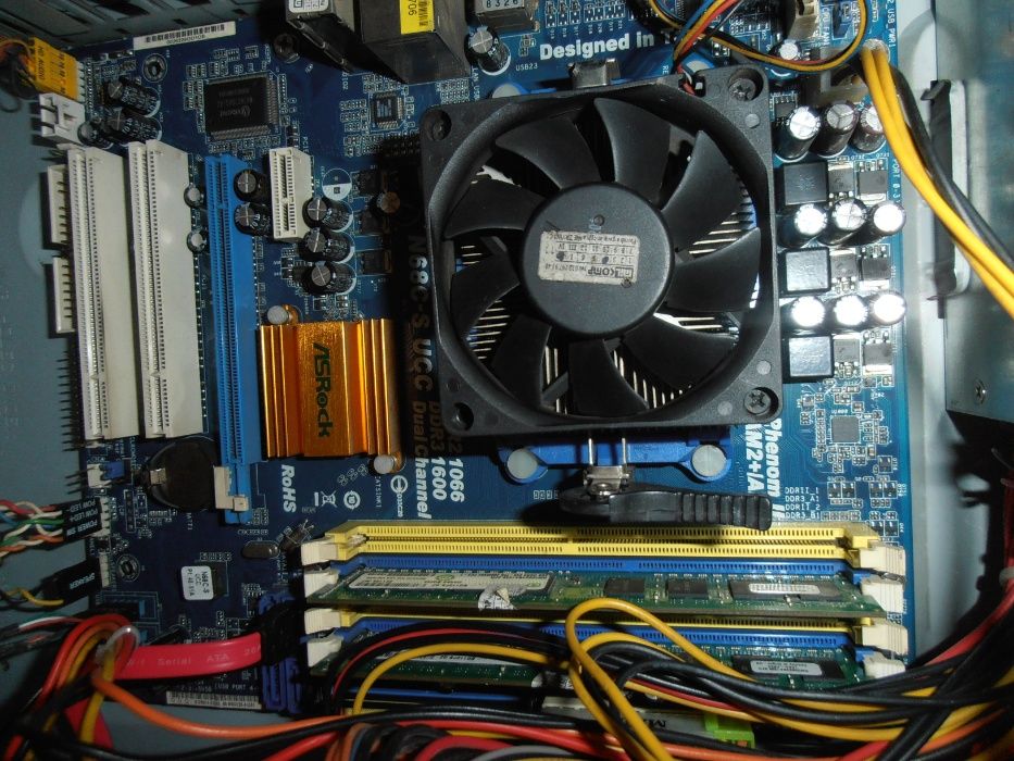 Komputer PC Cool Master