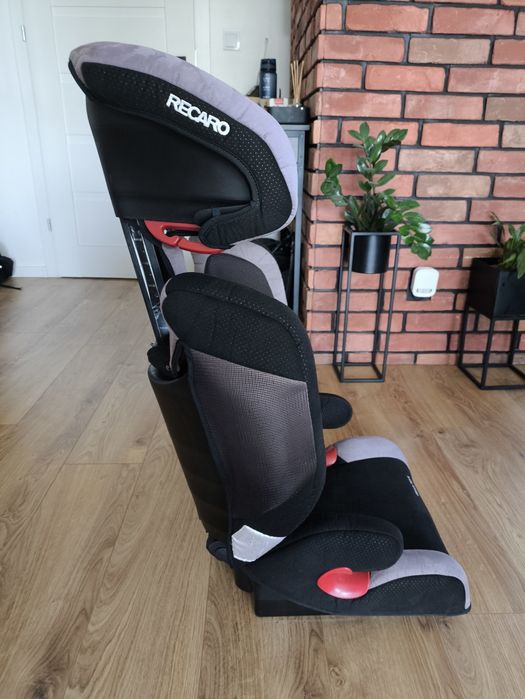 Fotelik samochodowy Recaro Monza 15-36kg