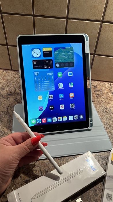 Tablet iPad Apple Retina 10.5” -iOS 26 + NOWY RYSIK 2 gen - PROCREATE ...